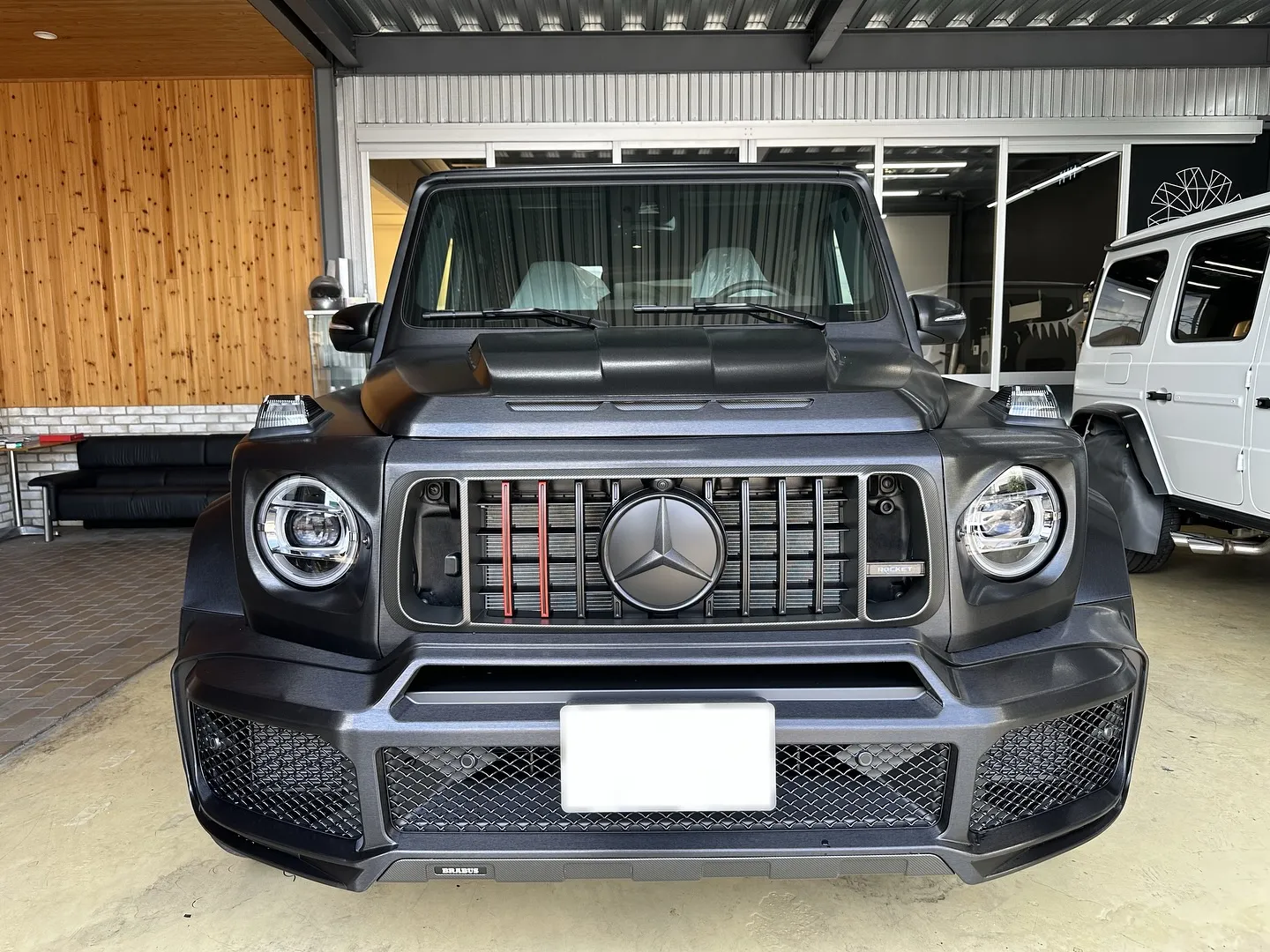 ついに堂々登場！✨AMG G63 BRABUS WideSt...