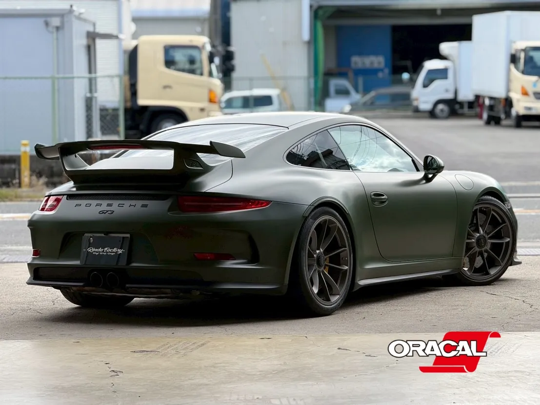 新しい装いで、お車に一歩リードした個性を！今回は、名車ポルシ...