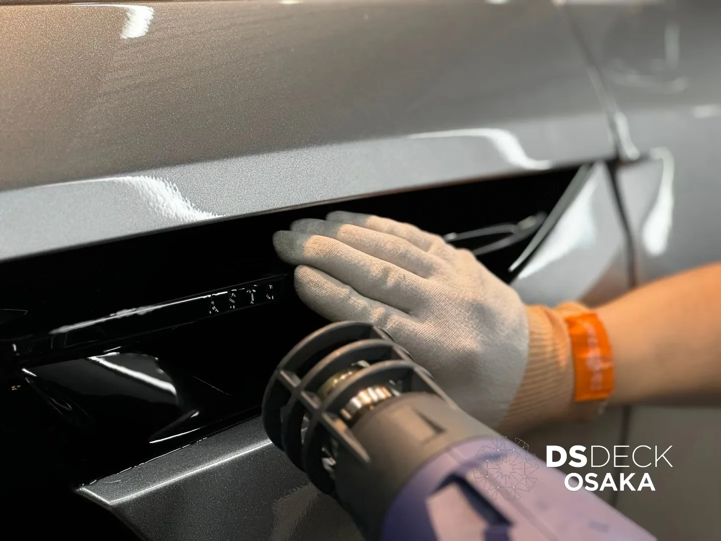 今日も愛車に最高の輝きを届けます✨！アストンマーティンDB1...