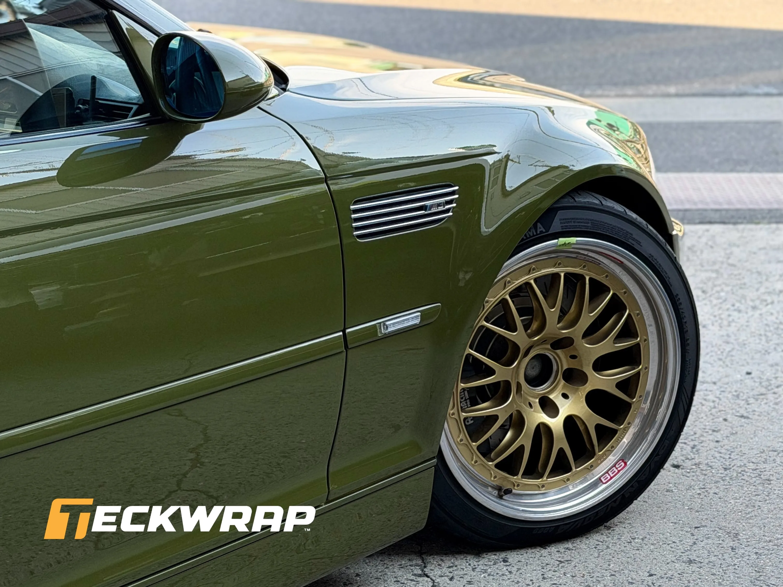 【BMW E46 M3 × カーラッピング施工】