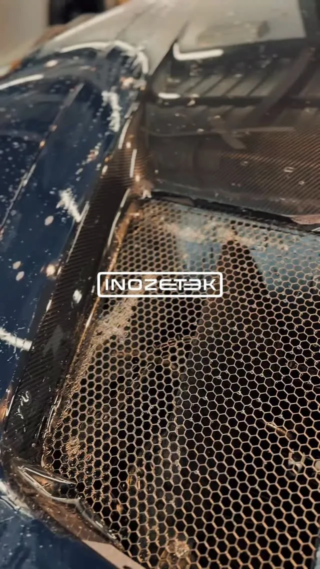 🚗✨ Porsche GT3RSの美しさをさらに引き立てるダ...